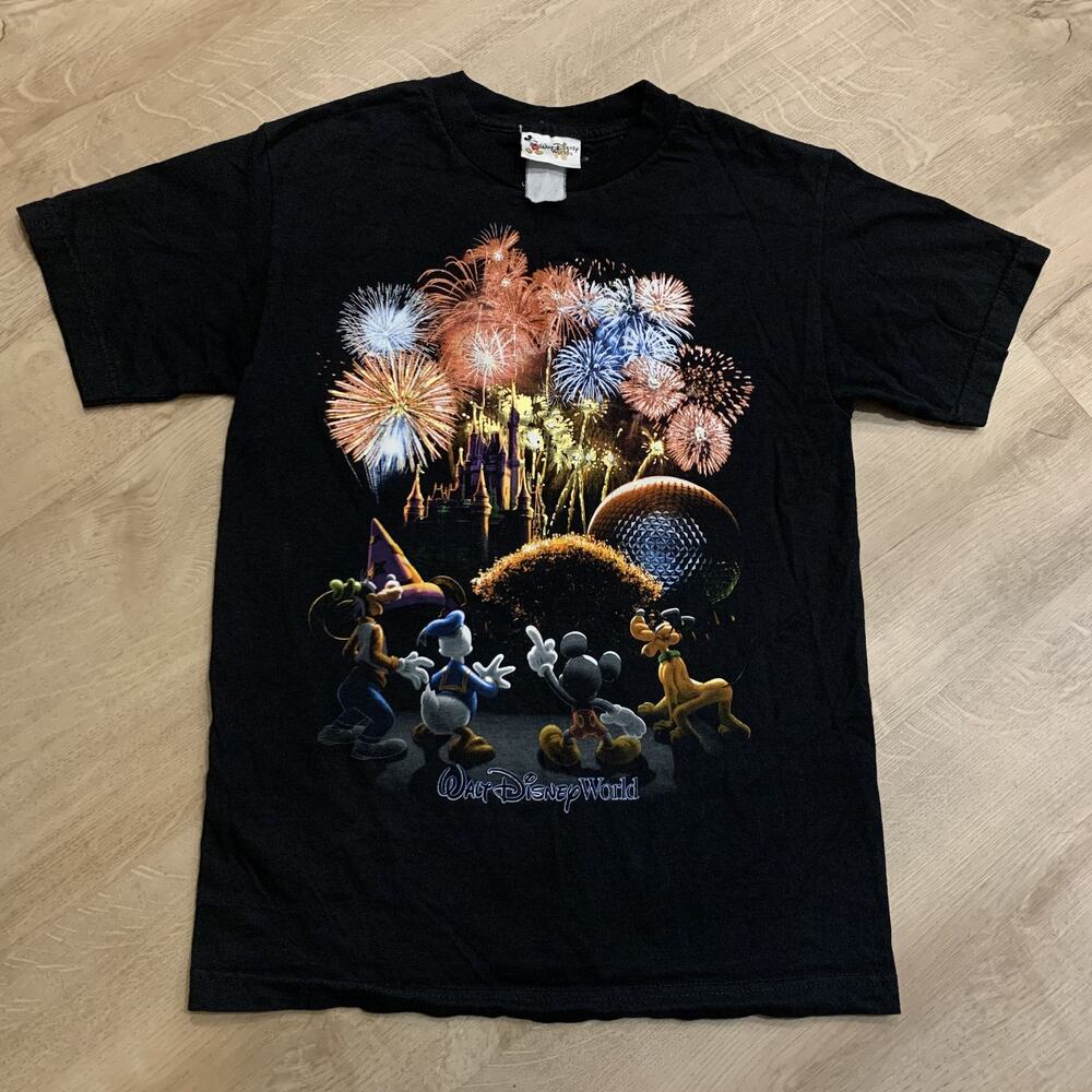 Vintage 90s/Y2K Walt Disney World T-Shirt Men's Small S Black Fireworks Graphic
